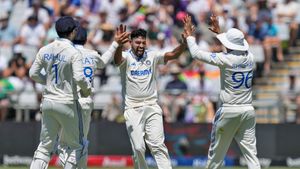 IND vs SA 2nd Test: ಮೊಹಮ್ಮದ್ ಸಿರಾಜ್ ಮಾರಕ ದಾಳಿಗೆ ತತ್ತರಿಸಿದ ದಕ್ಷಿಣ ಆಫ್ರಿಕಾ 55 ರನ್‌ಗಳಿಗೆ ಆಲೌಟ್!