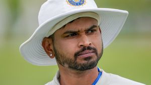 Ranji Trophy: ಭಾರತ ತಂಡದಿಂದ ಕೈಬಿಟ್ಟ ಬಳಿಕ ಮುಂಬೈ ತಂಡಕ್ಕೆ ಮರಳಿದ ಶ್ರೇಯಸ್; ಕೆಕೆಆರ್‌ಗೆ ಢವಢವ