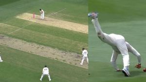 PAK vs AUS Test: ಪಾಕ್‌ ಫೀಲ್ಡಿಂಗ್ ಜಾಲಕ್ಕೆ ಬಿದ್ದ ಸ್ಮಿತ್: ಕ್ಯಾಪ್‌ಗೆ ಚೆಂಡು ಬಡಿದರೂ ಸಿಗಲಿಲ್ಲ ಪೆನಾಲ್ಲಿ ರನ್