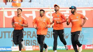 IND vs ENG: ಇಂಗ್ಲೆಂಡ್ ವಿರುದ್ಧ 2ನೇ ಟೆಸ್ಟ್ ಪಂದ್ಯಕ್ಕೆ 3 ಬದಲಾವಣೆ ಮಾಡಿದ ಭಾರತ; ಸರ್ಫರಾಜ್‌ಗೆ ನಿರಾಸೆ!