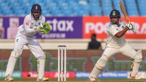 IND vs ENG: ಚೊಚ್ಚಲ ಪಂದ್ಯದಲ್ಲೇ ದುರದೃಷ್ಟಕರ ಪಟ್ಟಿಯಲ್ಲಿ ಕೊಹ್ಲಿ, ರಹಾನೆ ಜೊತೆ ಸೇರಿಕೊಂಡ ಸರ್ಫರಾಜ್ ಖಾನ್