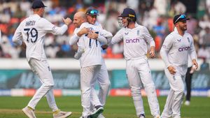 IND vs ENG: ಭಾರತ ವಿರುದ್ಧ 3ನೇ ಟೆಸ್ಟ್‌ಗೆ ಮುನ್ನ ಇಂಗ್ಲೆಂಡ್‌ಗೆ ಆಘಾತ; ಸ್ಟಾರ್ ಸ್ಪಿನ್ನರ್ ಸರಣಿಯಿಂದ ಔಟ್