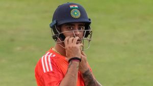 ಇಂಗ್ಲೆಂಡ್ ವಿರುದ್ಧ ಸರಣಿ ವೇಳೆ ಟೀಮ್ ಮ್ಯಾನೇಜ್‌ಮೆಂಟ್ ಇಶಾನ್ ಕಿಶನ್ ಸಂಪರ್ಕಿಸಿತ್ತು; ಕ್ರಿಕೆಟಿಗನ ಉತ್ತರ ಹೀಗಿತ್ತು...