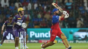 RCB ಮುಂದಿನ ಪಂದ್ಯಕ್ಕೆ ಗ್ಲೆನ್ ಮ್ಯಾಕ್ಸ್‌ವೆಲ್ ಅಲಭ್ಯ!; ಗಾಯವೋ, ಕೈಬಿಡಲಾಗಿದೆಯೋ?