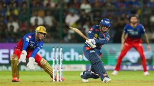 RCB vs LSG: ಐಪಿಎಲ್‌ನಲ್ಲಿ ಬೃಹತ್ ದಾಖಲೆ ಬರೆದ ಕ್ವಿಂಟನ್ ಡಿ ಕಾಕ್; ಈ ಸಾಧನೆಗೈದ 3ನೇ ಸೌಥ್ ಆಫ್ರಿಕನ್!