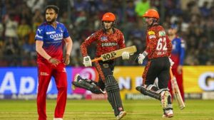 IPL 2024: ಎಸ್‌ಆರ್‌ಹೆಚ್‌ ಸಂಘಟಿತ ಆಟಕ್ಕೆ ಬ್ರೇಕ್‌ ಹಾಕಲು ಆರ್‌ಸಿಬಿ ಏನು ಮಾಡಬೇಕು?