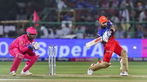 RCB vs RR: ರಾಜಸ್ಥಾನ್ ವಿರುದ್ಧ ಶತಕ ಬಾರಿಸಿಯೂ ಮನೀಶ್ ಪಾಂಡೆ ಕಳಪೆ ದಾಖಲೆ ಸರಿಗಟ್ಟಿದ ವಿರಾಟ್ ಕೊಹ್ಲಿ!