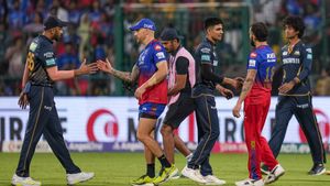 RCB vs GT: ವೆಂಟಿಲೇಟರ್‌ನಿಂದ ಹೊರಬಂದ ಆರ್‌ಸಿಬಿ, ಆದರೆ ಇನ್ನೂ ಐಸಿಯುನಲ್ಲಿದೆ...