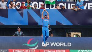 India vs USA: ಮನಮೋಹಕ ಕ್ಯಾಚ್‌ ಹಿಡಿದ ಮೊಹಮ್ಮದ್‌ ಸಿರಾಜ್‌ಗೆ ಬೆಸ್ಟ್ ಫೀಲ್ಡರ್ ಪದಕ!; ಕೊಟ್ಟಿದ್ದು ಯಾರು?