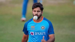 Successful surgery: ಶಸ್ತ್ರಚಿಕಿತ್ಸೆ ಬಳಿಕ ಫೋಟೋ ಹಂಚಿಕೊಂಡ ಶಾರ್ದೂಲ್ ಠಾಕೂರ್; ಗಾಯಗೊಂಡಿರುವ ಬಗ್ಗೆ ತಿಳಿಯಿರಿ!