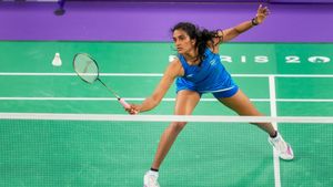Paris Olympics 2024: ಪ್ರೀ-ಕ್ವಾರ್ಟರ್ ಫೈನಲ್ ಪ್ರವೇಶಿಸಿದ ಪಿವಿ ಸಿಂಧು; ಪದಕದ ಆಸೆ ಜೀವಂತ