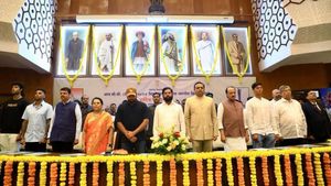 ಚಾಂಪಿಯನ್‌ ಭಾರತ ತಂಡಕ್ಕೆ ಮಹಾರಾಷ್ಟ್ರ ರಾಜ್ಯ ಸರ್ಕಾರ ಭಾರೀ ಬಹುಮಾನ ಘೋಷಣೆ