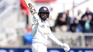 ENG vs SL Test: ಏಳನೇ ಕ್ರಮಾಂಕದಲ್ಲಿ ಶತಕ ಬಾರಿಸಿದ ಕಮಿಂದು ಮೆಂಡಿಸ್‌