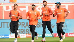 Sarfaraz Khan: ಭಾರತ ಟೆಸ್ಟ್ ತಂಡದಿಂದ ಹೊರಗುಳಿಯುತ್ತಾರಾ ಸ್ಪೋಟಕ ಬ್ಯಾಟರ್?