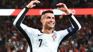 Cristiano Ronaldo: ಫುಟ್‌ಬಾಲ್ ಜಗತ್ತಿನಲ್ಲಿ ಹೊಸ ಮೈಲಿಗಲ್ಲು ಸಾಧಿಸಿದ ರೊನಾಲ್ಡೊ