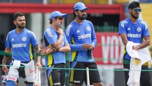 Team India: ಈ ಫ್ಲಾಪ್ ಆಟಗಾರನ ಬೆಂಬಲಕ್ಕೆ ನಿಂತ ಟೀಮ್ ಇಂಡಿಯಾ; ಕೋಚ್ ಹೇಳಿದ್ದೇನು?