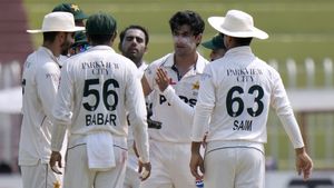 PAK vs ENG Test: ಮೊದಲ ಟೆಸ್ಟ್‌ಗೆ ಪ್ಲೇಯಿಂಗ್‌ ಇಲೆವೆನ್ ಪ್ರಕಟ: ಮೊದಲ ಗೆಲುವಿನ ಹುಡುಕಾಟದಲ್ಲಿ ಪಾಕ್ ಕ್ಯಾಪ್ಟನ್