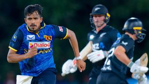 SL vs NZ ODI: ಭಾರತದಲ್ಲಿ ಅಬ್ಬರಿಸಿದ್ದ ಕಿವೀಸ್‌ಗೆ ಲಂಕಾದಲ್ಲಿ ನಿರಾಸೆ