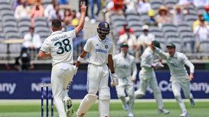 Perth Test: ಆಸ್ಟ್ರೇಲಿಯಾ ವಿರುದ್ಧವೂ ಮಂಕಾದ ಭಾರತದ ಟಾಪ್‌ ಆರ್ಡರ್; 150 ರನ್‌ಗಳಿಗೆ ಆಲೌಟ್‌