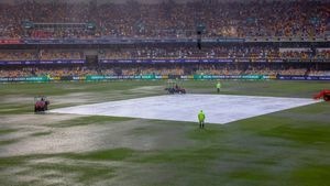 Brisbane Test: ಮೊದಲ ದಿನದಾಟಕ್ಕೆ ಮಳೆ ಅಡ್ಡಿ; ಭಾರತಕ್ಕೆ ಶುರುವಾಯ್ತು ಢವಢವ!