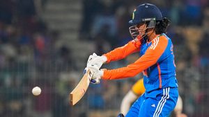 IND-W vs WI-W: ಸ್ಮೃತಿ, ರೇಣುಕಾ ಅಬ್ಬರ: ಟೀಮ್ ಇಂಡಿಯಾಕ್ಕೆ 211 ರನ್‌ಗಳ ಭರ್ಜರಿ ಜಯ