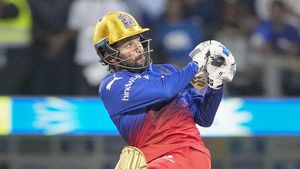 RCB Rajat Patidar: ಒತ್ತಡದಲ್ಲಿ ಬ್ಯಾಟಿಂಗ್ ಮಾಡಲು ಸೈ: ನಾಯಕತ್ವ ನಿಭಾಯಿಸಲು ಜೈ