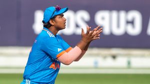 Under-19s Asia Cup: ವೈಭವ್ ಸೂರ್ಯವಂಶಿ ಅರ್ಧಶತಕ, ಭಾರತಕ್ಕೆ 7 ವಿಕೆಟ್‌ ಜಯ