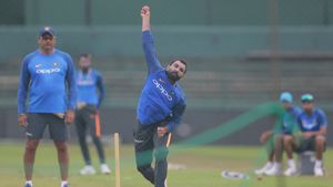 Mohammed Shami: ಶಮಿ ಗಾಯದ ಬಗ್ಗೆ ರವಿ ಶಾಸ್ತ್ರ ಪ್ರಶ್ನೆ? ಕೊನೆಯ ಎರಡು ಟೆಸ್ಟ್‌ಗೆ ಅವಕಾಶ ಸಿಗಬೇಕಿತ್ತು?