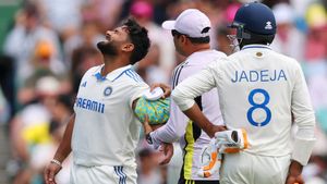 Rishabh Pant: ಚೆಂಡು ಬಡಿದು ಗಾಯಗಳಾಗಿರುವ ಬಗ್ಗೆ ರಿಷಬ್ ಪಂತ್ ಹೇಳಿದ್ದೇನು?