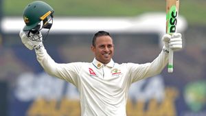 SL vs AUS: ಉಸ್ಮಾನ್ ಖವಾಜಾ ಚೊಚ್ಚಲ ದ್ವಿಶತಕ; ಬ್ರಾಡ್ಮನ್ ಕ್ಲಬ್‌ಗೆ ಸೇರ್ಪಡೆ