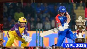 DC vs UP WPL 2025: ಯುಪಿಗೆ ಹ್ಯಾಟ್ರಿಕ್ ಸೋಲಿನ ಭೀತಿ: ಗೆಲುವಿನ ಕನಸಿನಲ್ಲಿ ದೀಪ್ತಿ ಶರ್ಮಾ