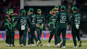 PAK vs NZ: ಮೆಗಾ ಟೂರ್ನಿಗೂ ಮುನ್ನ ತವರಿನಲ್ಲಿ ಪಾಕಿಸ್ತಾನಕ್ಕೆ ಮುಖಭಂಗ