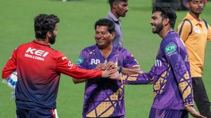 IPL 2025: ಕ್ರಿಕೆಟ್ ಹಬ್ಬ ಶುರು; ಶುಭಾರಂಭ ಮಾಡುವ ತವಕದಲ್ಲಿ ಕೆಕೆಆರ್-ಆರ್‌ಸಿಬಿ