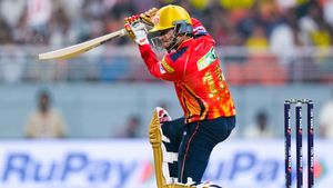 PBKS vs CSK IPL 2025: ಪ್ರಿಯಾಂಶ್ ಆರ್ಯ ಅಬ್ಬರದ ಶತಕ: ಗೆಲುವಿನ ಟ್ರ್ಯಾಕ್‌ಗೆ ಪಂಜಾಬ್‌, ಸಿಎಸ್‌ಕೆಗೆ ಶಾಕ್‌