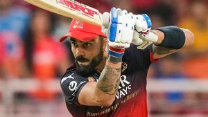 Virat Kohli: ಐಪಿಎಲ್‌ನಲ್ಲಿ ಶಿಖರ್ ಧವನ್ ರೆಕಾರ್ಡ್ ಮೇಲೆ ವಿರಾಟ್ ಕೊಹ್ಲಿ ಕಣ್ಣು