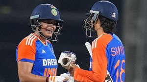 ICC Rankings: ಟಾಪ್‌ 10ರಲ್ಲಿ ಸ್ಥಾನ ಪಡೆದ ಶೆಫಾಲಿ ವರ್ಮಾ: ಸ್ಮೃತಿಗೆ 3ನೇ ಸ್ಥಾನ