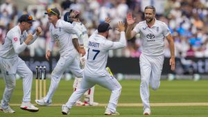 IND vs ENG Test: ಲಾರ್ಡ್ಸ್‌ನಲ್ಲಿ ಜಿದ್ದು ಗೆದ್ದ ಇಂಗ್ಲೆಂಡ್‌: ಜಡೇಜಾ ಏಕಾಂಗಿ ಹೋರಾಟ
