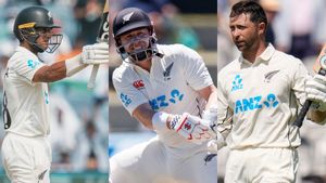 ZIM vs NZ Test: ನಿಕೋಲ್ಸ್, ಕಾನ್ವೇ, ರಚಿನ್ ರವೀಂದ್ರ ಶತಕದ ಸೊಬಗು: ಕಿವೀಸ್‌ಗೆ ಭರ್ಜರಿ ಮುನ್ನಡೆ