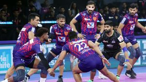 PKL 12: ದಬಾಂಗ್‌ಗೆ ರೋಚಕ ಜಯ: ಅಗ್ರ ಸ್ಥಾನ ಭದ್ರ