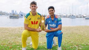 IND vs AUS: ಟಾಸ್‌ ಗೆದ್ದ ಆಸೀಸ್ ಫೀಲ್ಡಿಂಗ್ ಆಯ್ಕೆ: ಭಾರತ ತಂಡದಲ್ಲಿ ಬದಲಾವಣೆ ಇಲ್ಲ
