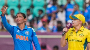 IND vs AUS Semi-Final: ಟಾಸ್‌ ಗೆದ್ದ ಆಸ್ಟ್ರೇಲಿಯಾ ಬ್ಯಾಟಿಂಗ್ ಆಯ್ಕೆ