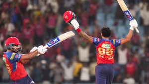 LSG vs PBKS: ಶ್ರೇಯಸ್‌ ಅಯ್ಯರ್ ಶತಕ: ಪ್ಲೇ ಆಫ್‌ ಆಸೆ ಜೀವಂತ