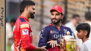 PBKS vs RCB: ಪಂಜಾಬ್‌ಗೆ ಮಾಡು ಇಲ್ಲವೇ ಮಡಿ ಪಂದ್ಯ, ಪ್ಲೇಯಿಂಗ್ ಇಲೆವೆನ್, ಪಿಚ್ ವರದಿ, ನೇರಪ್ರಸಾರದ ಮಾಹಿತಿ