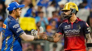 RCB vs MI: ಅಂಕಪಟ್ಟಿಯಲ್ಲಿ ಬಡ್ತಿ ಪಡೆಯುವ ಕನಸಿನಲ್ಲಿ ಆರ್‌ಸಿಬಿ, ನೇರಪ್ರಸಾರ, ಪಿಚ್‌ ವರದಿ, ಪ್ಲೇಯಿಂಗ್ ಇಲೆವೆನ್ ಮಾಹಿತಿ