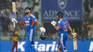 IND vs WI: ಶ್ರೇಯಸ್ ಅಯ್ಯರ್ ಅಬ್ಬರದ ಶತಕ; ವೆಸ್ಟ್ ಇಂಡೀಸ್ ವಿರುದ್ಧ ಭಾರತಕ್ಕೆ 8 ವಿಕೆಟ್‌ಗಳ ಭರ್ಜರಿ ಗೆಲುವು