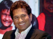 சச்சினுக்கு பாரத ரத்னா விருது வழங்குவதை எதிர்த்த மனு தள்ளுபடி!