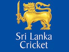 அணியில் நீடிக்க படுக்கையை பகிர்ந்த இலங்கை கிரிக்கெட் வீரங்கனைகள்.. உறுதிப்படுத்திய அமைச்சகம்!