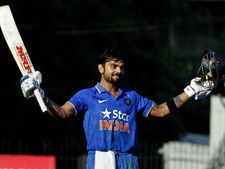 23 சதங்கள் விளாசி கங்குலி சாதனையை தகர்த்தார் விராட் கோஹ்லி!