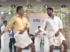 வேட்டி வரிஞ்சுக் கட்டு.. பாட்டைப் பொளந்து கட்டு... டோணியின் குத்தாட்டம்.. நம்ம ஊரு வண்டிக்காக!