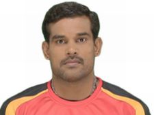 தமிழக கபடி வீரர் தர்மராஜ் சேரலாதனுக்கு சென்னை ஏர்போர்ட்டில் உற்சாக வரவேற்பு